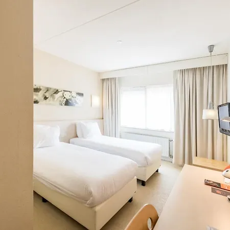 帕朋达尔酒店 酒店